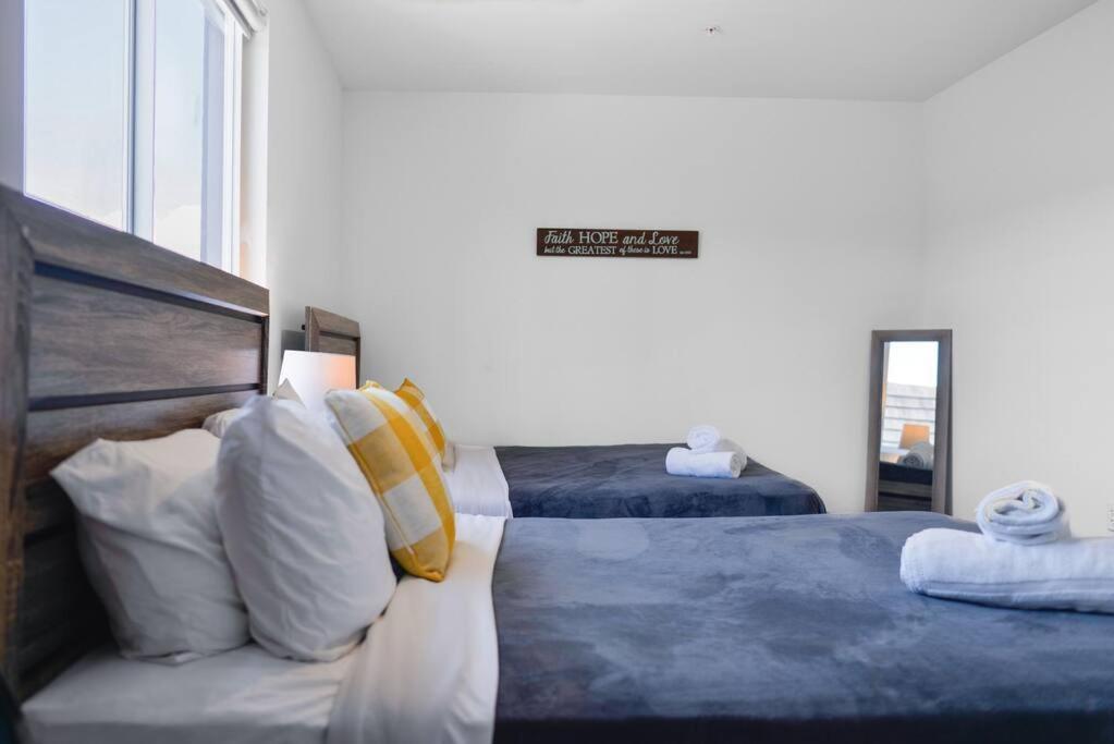 Awesome Townhouse 15 Minutes From The Beach Miami Dış mekan fotoğraf