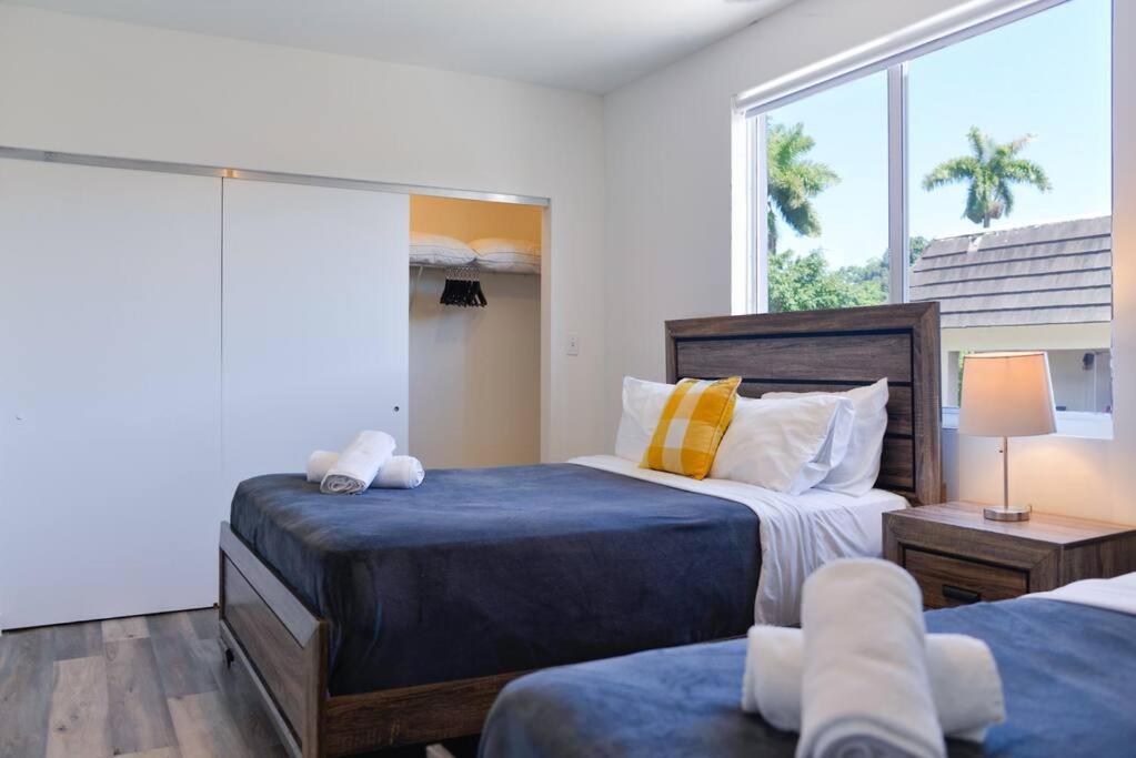 Awesome Townhouse 15 Minutes From The Beach Miami Dış mekan fotoğraf