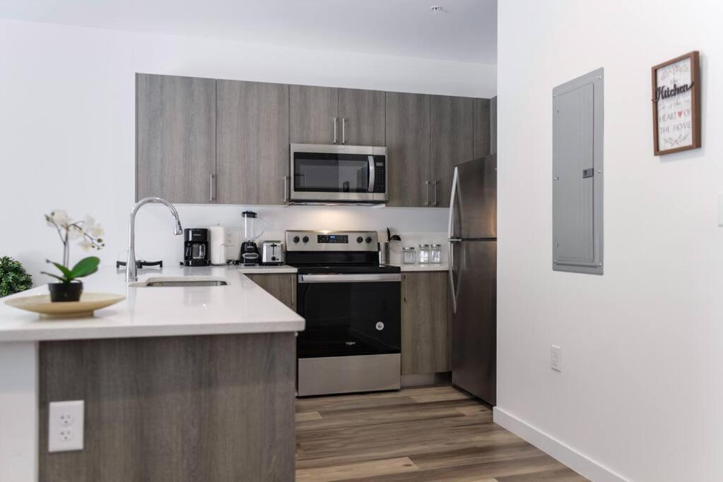 Awesome Townhouse 15 Minutes From The Beach Miami Dış mekan fotoğraf