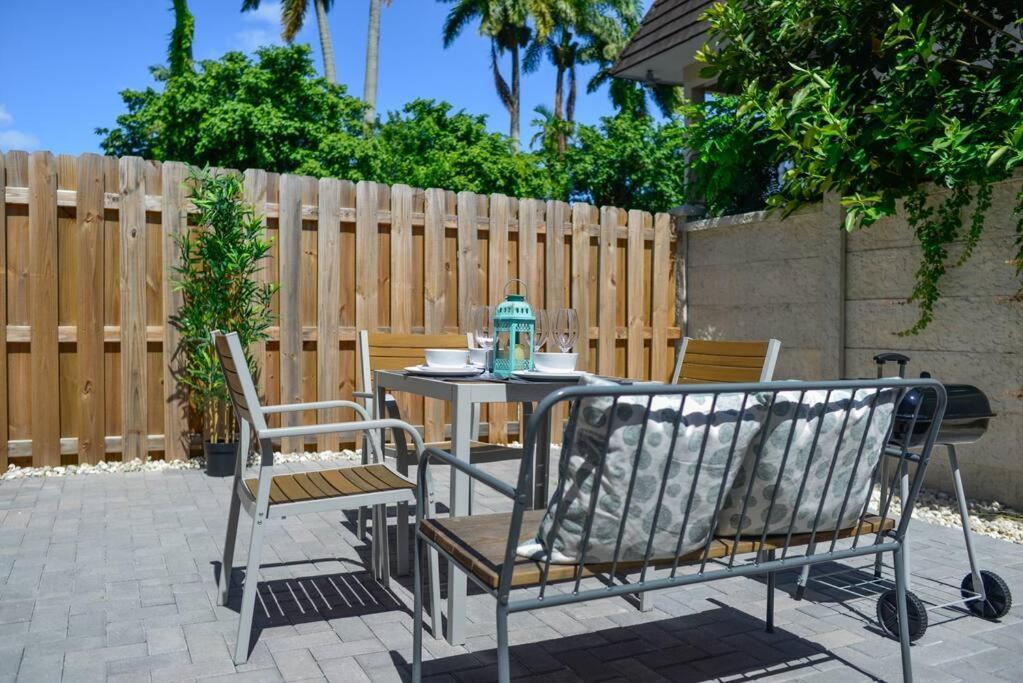 Awesome Townhouse 15 Minutes From The Beach Miami Dış mekan fotoğraf